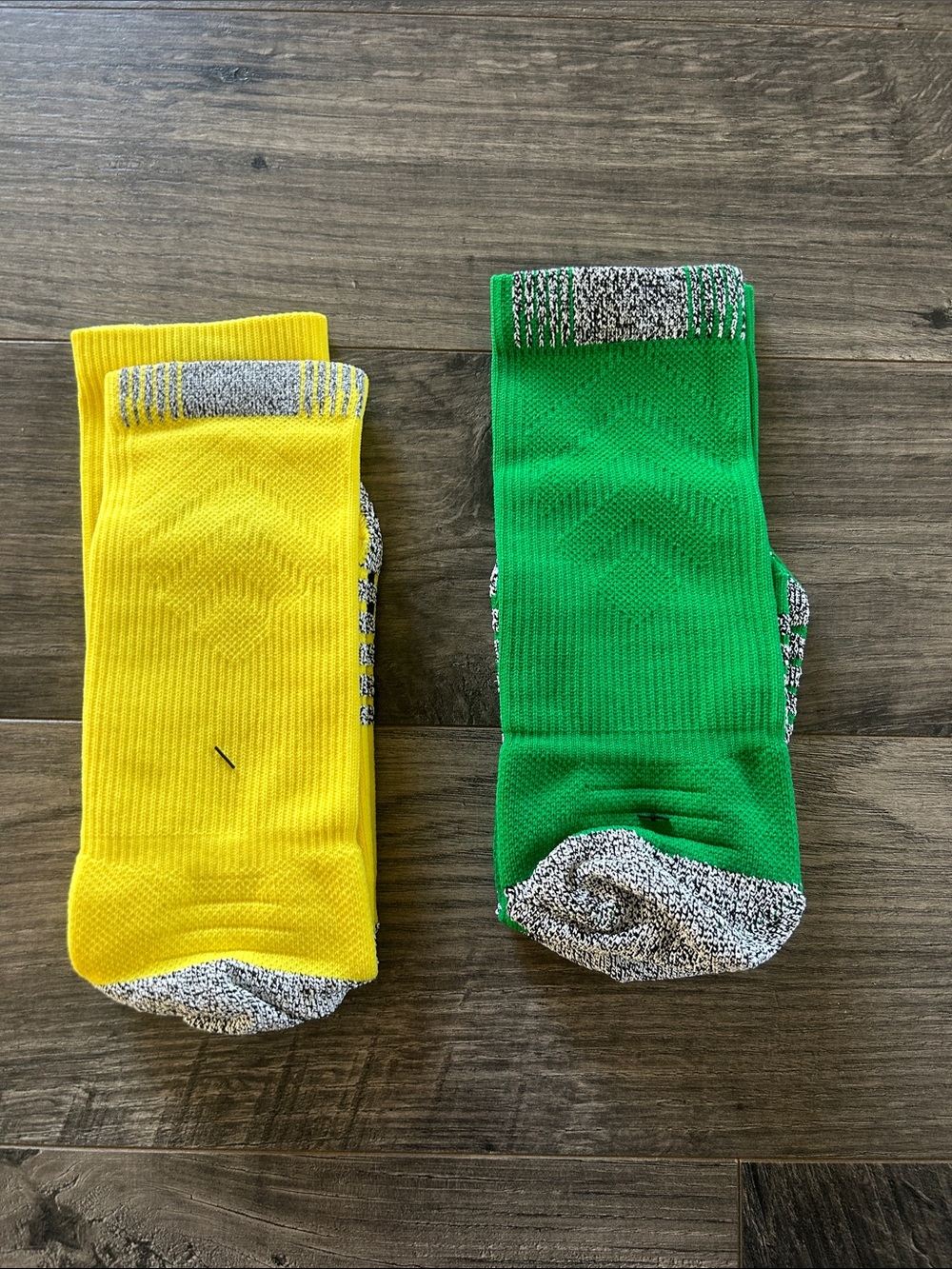 Nike Grip Crew Socks Men’s Large NEW